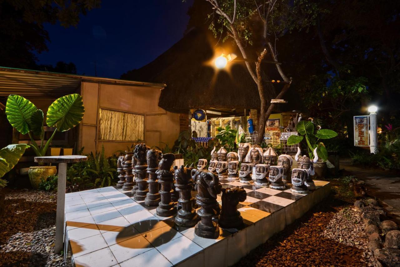 Victoria Falls Backpackers Lodge- Camp Sites Exterior foto