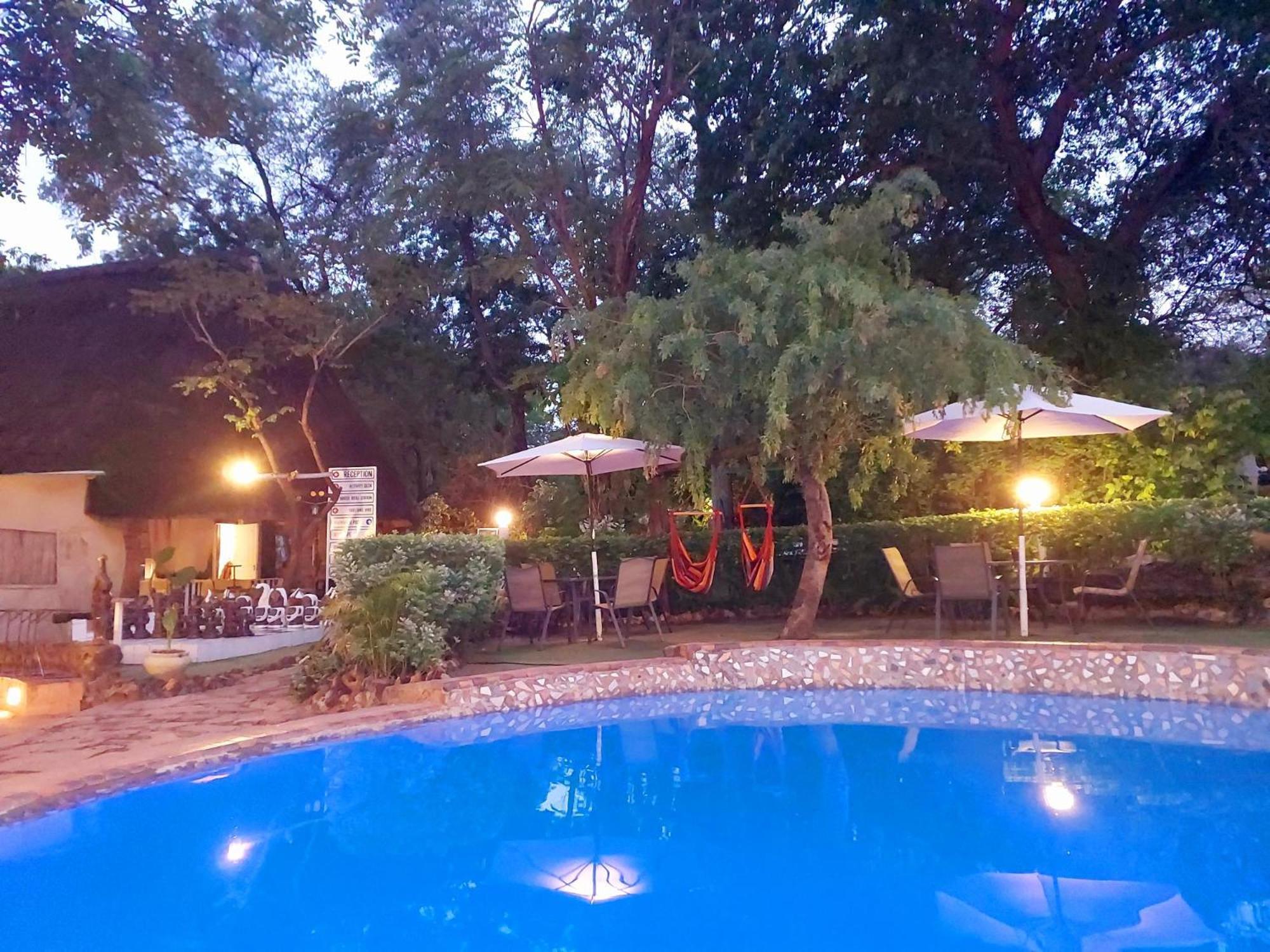 Victoria Falls Backpackers Lodge- Camp Sites Exterior foto