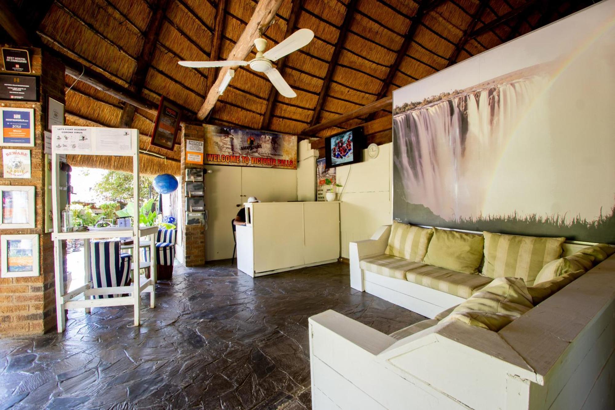 Victoria Falls Backpackers Lodge- Camp Sites Exterior foto