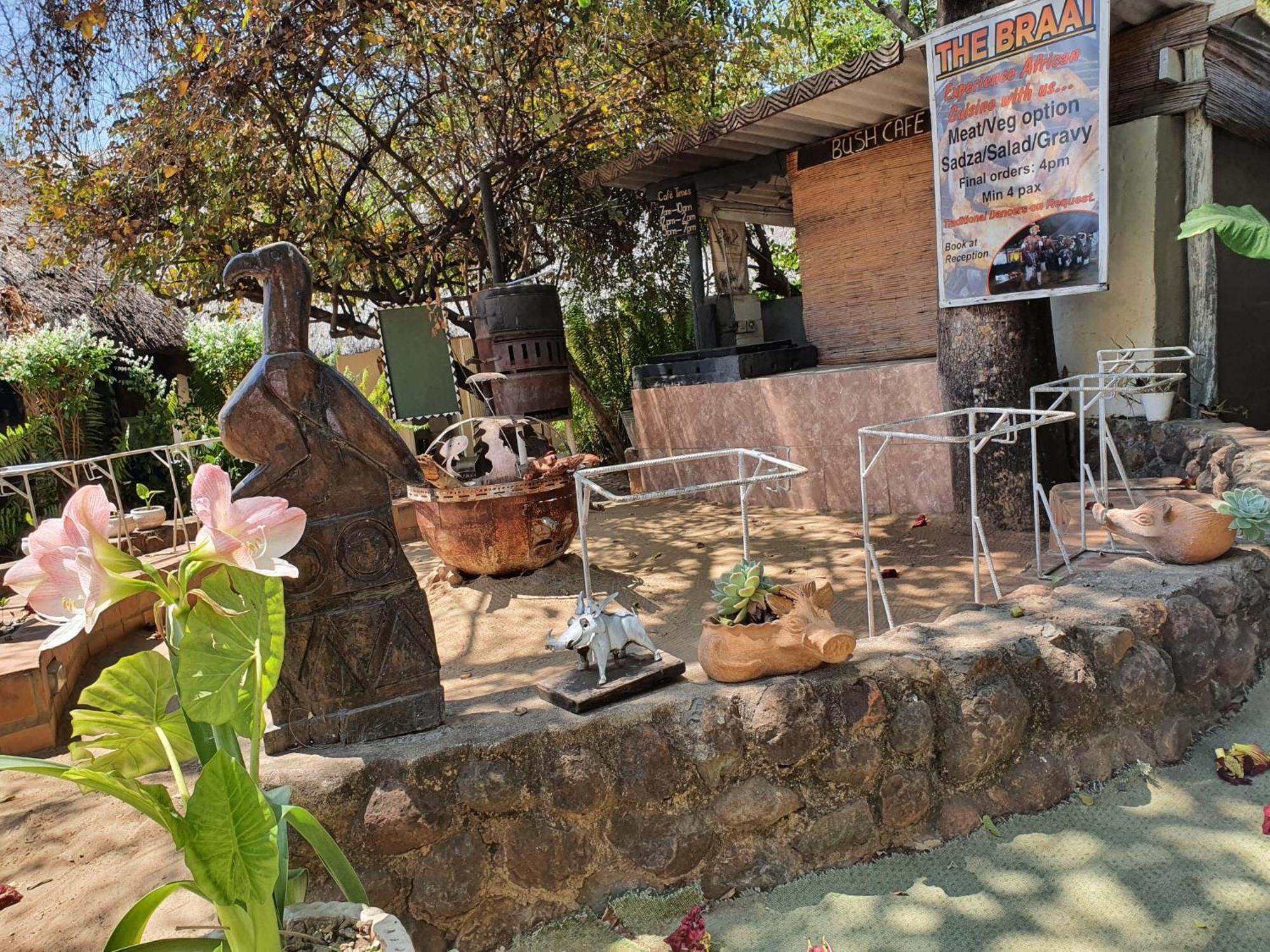 Victoria Falls Backpackers Lodge- Camp Sites Exterior foto